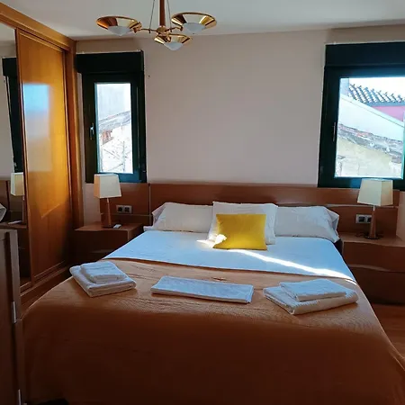 Atico Duplex En Plaza De Trascorrales Apartment