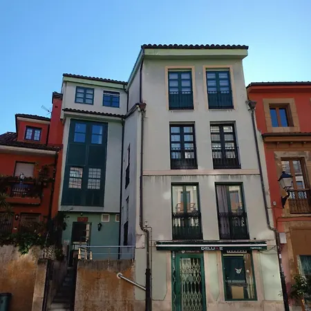 Atico Duplex En Plaza De Trascorrales アパート